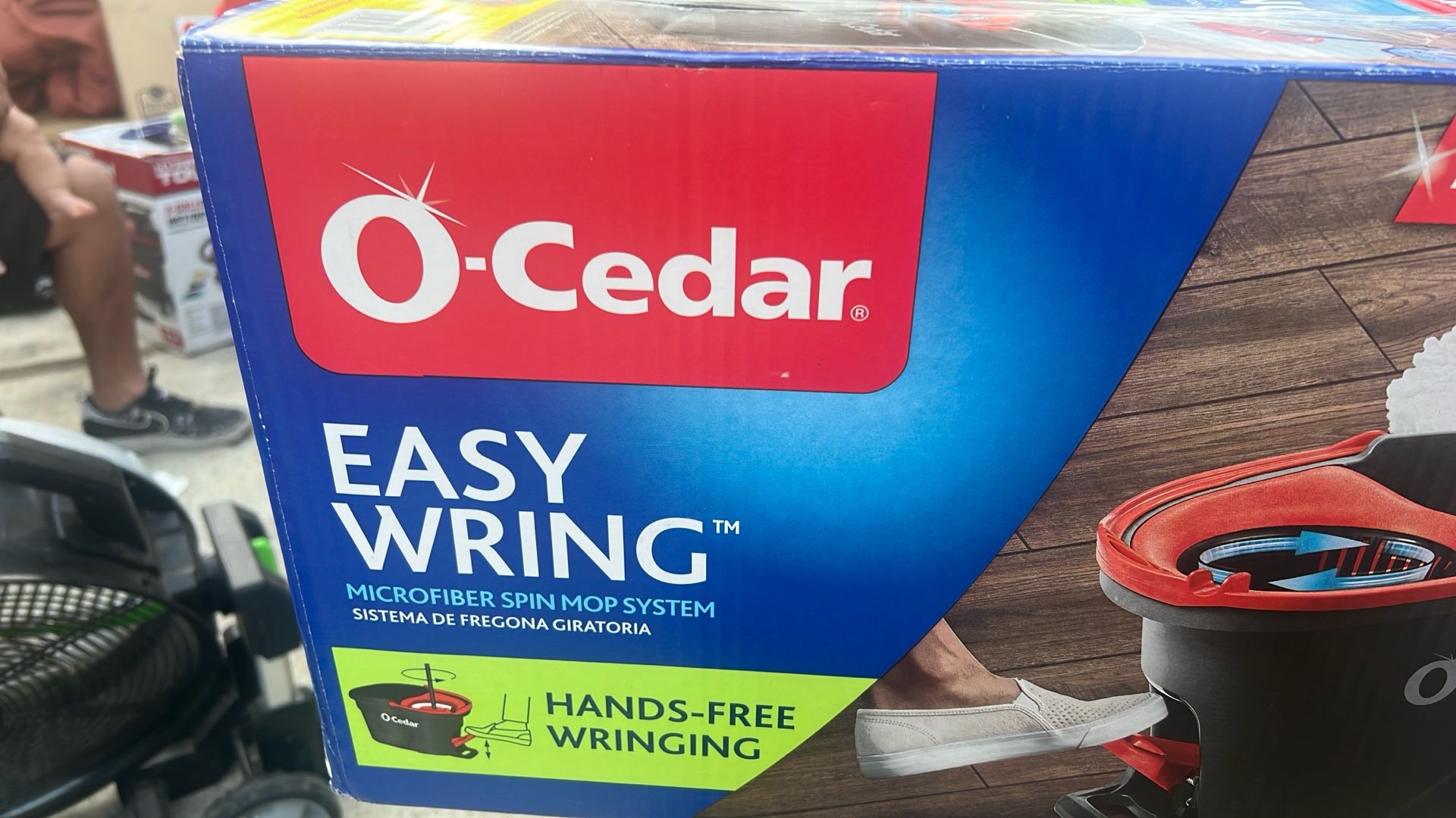 O-Cedar Easy Wring New ! Includes Everything No Less