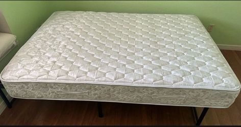 Mattress +platform