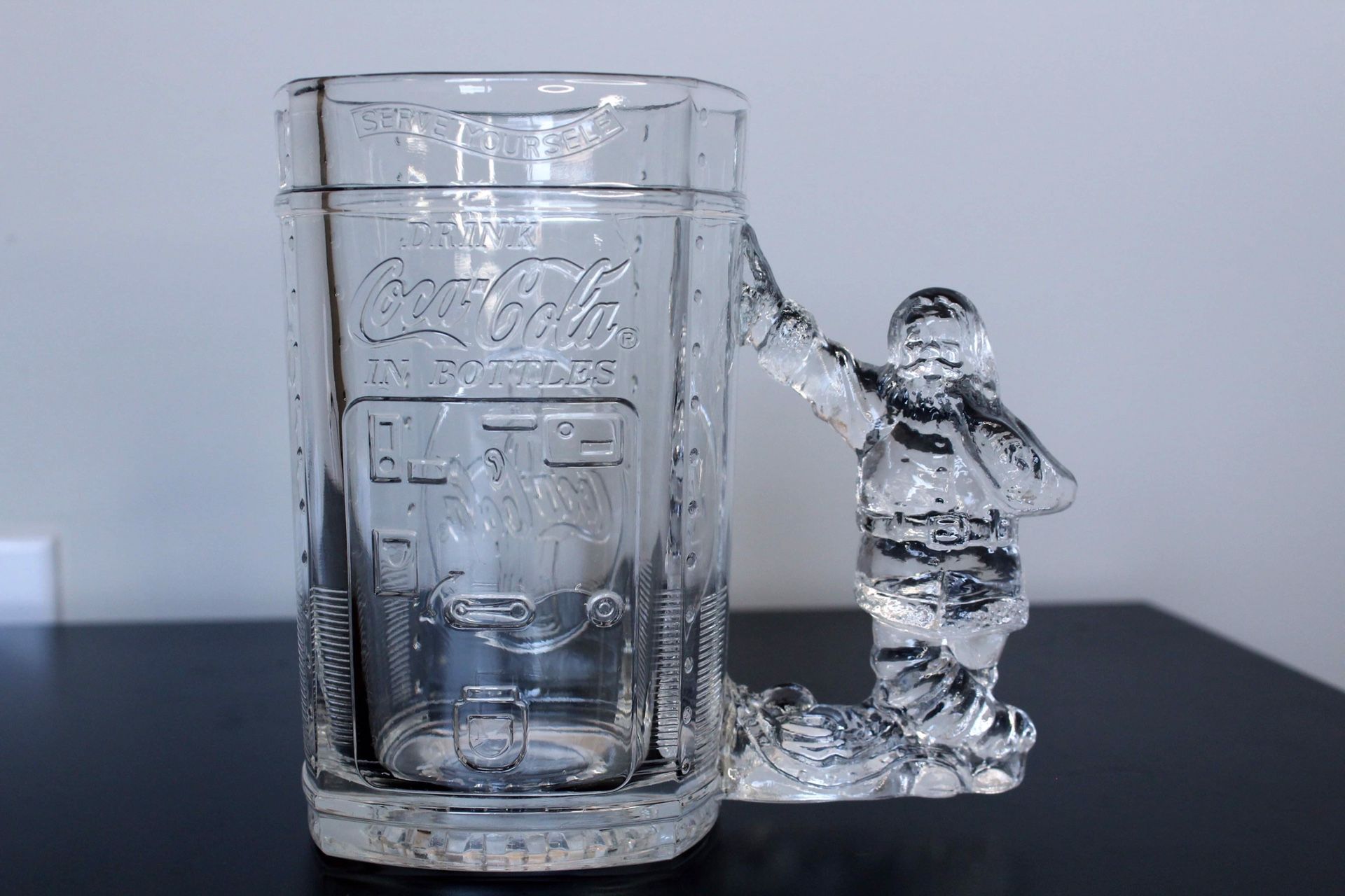 Coca cola Christmas Mugs Santa Claus 🎅 Handle