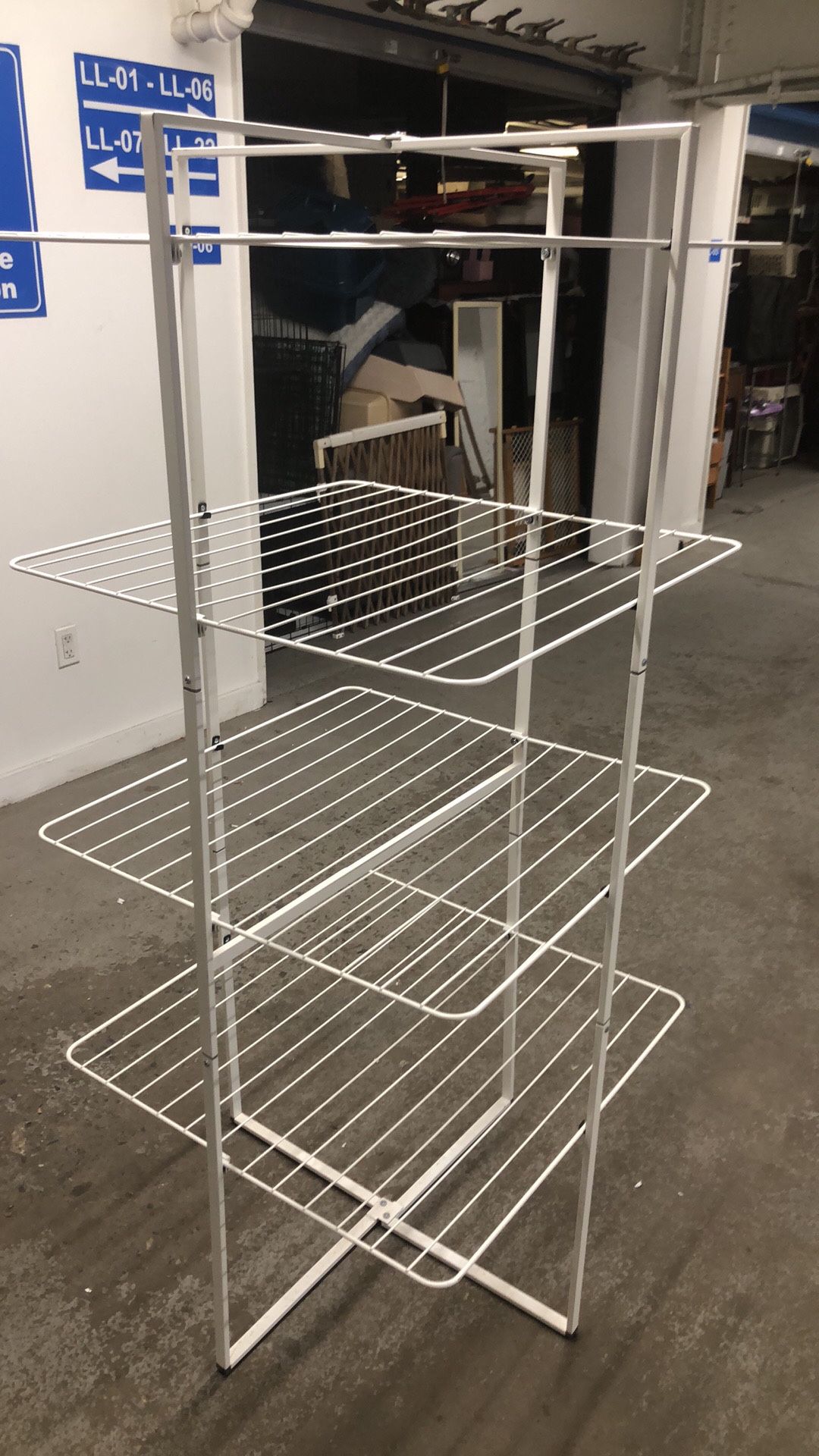 28x28x63”h Folding Dryer Clothing rack