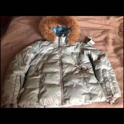 women's down jacket, size M, top quality, SAVAGE, clean!