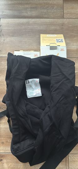Baby Carrier 7 Lbs To 25 Lbs Cash Only