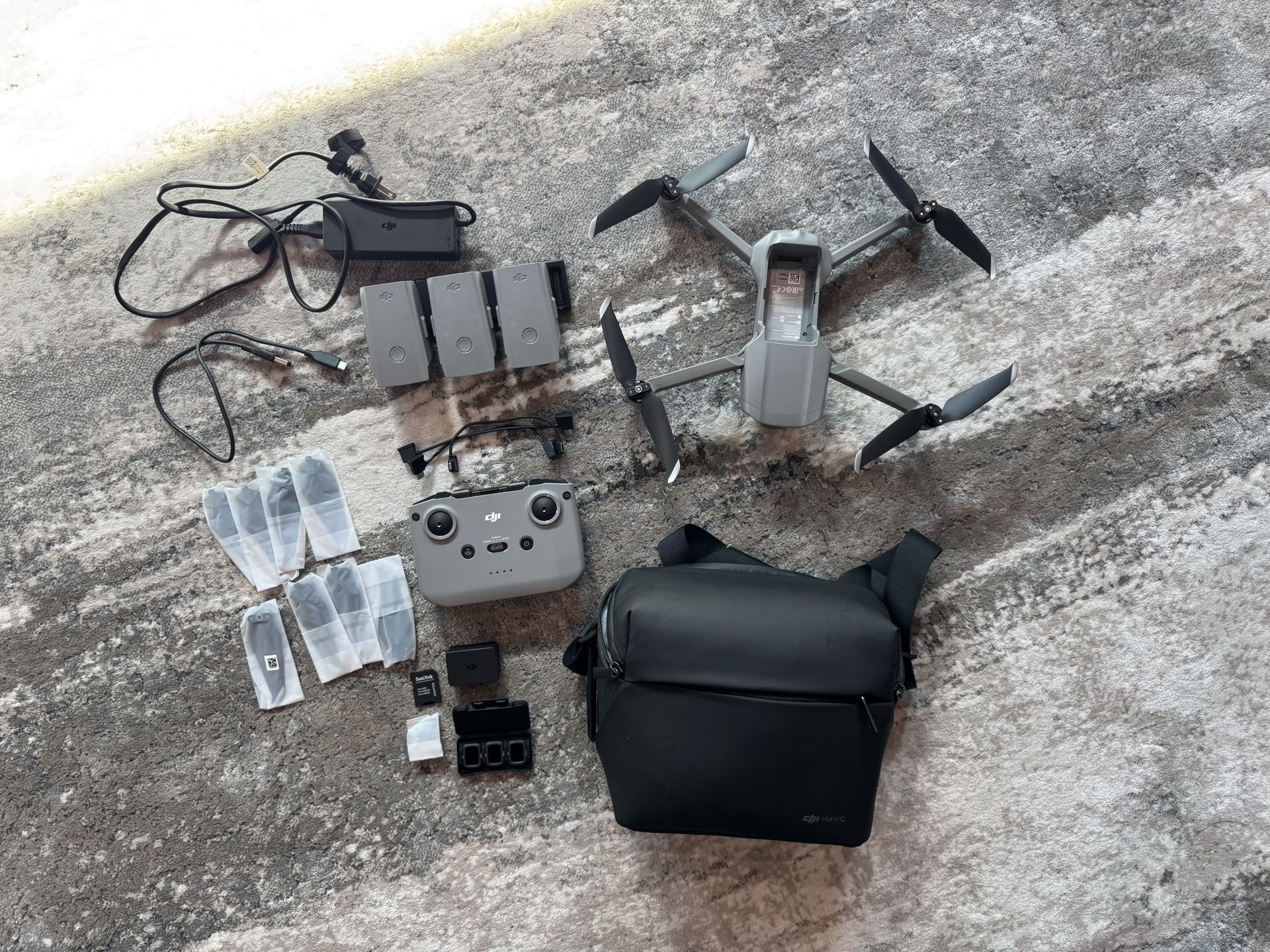 Drone DJI Mavic Air 2 Fly More Combo