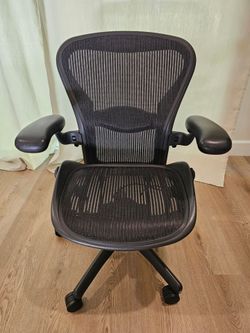 Herman Miller Aeron Office Chair size B