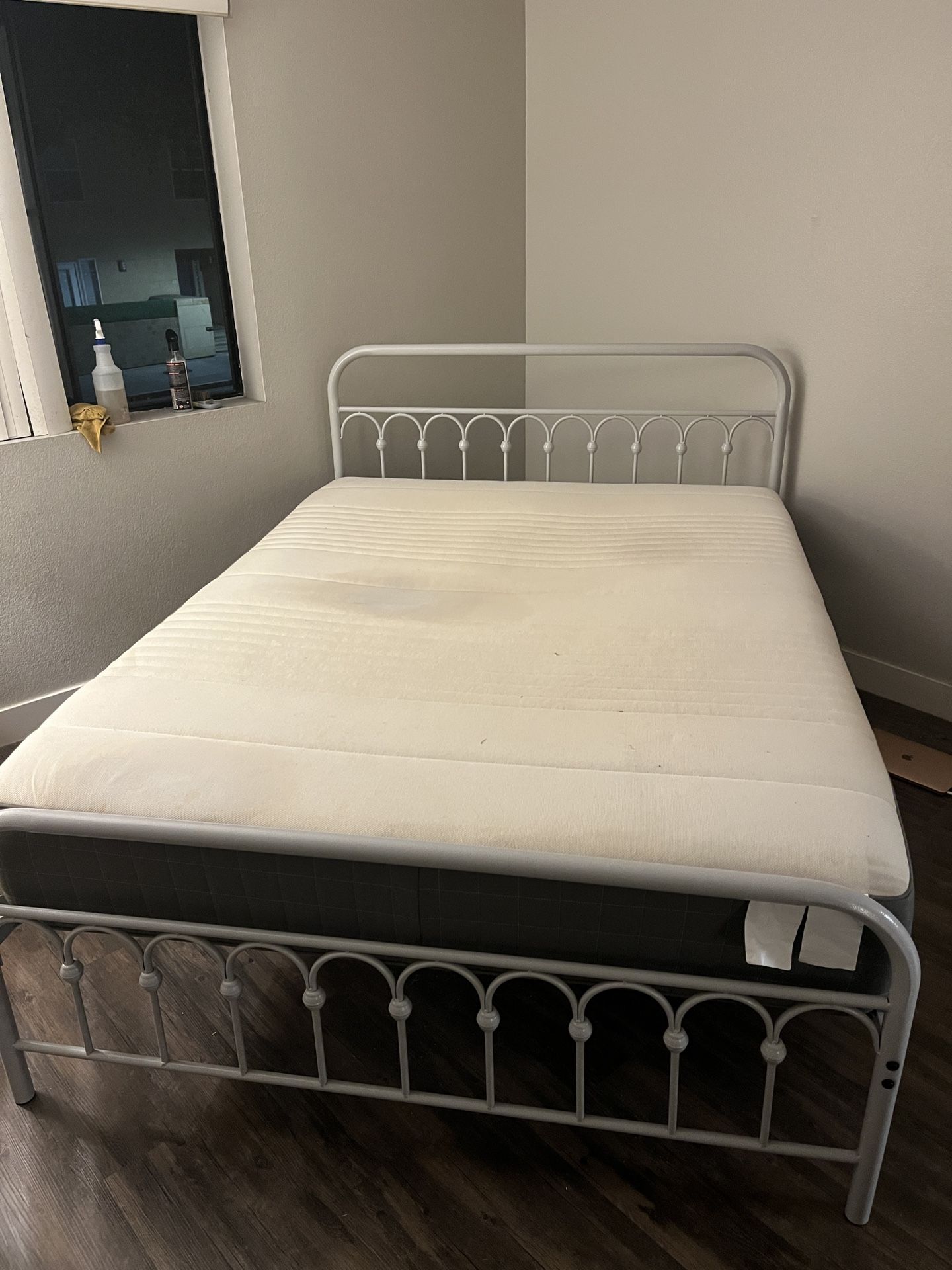 Queen Mattress And Bed Frame