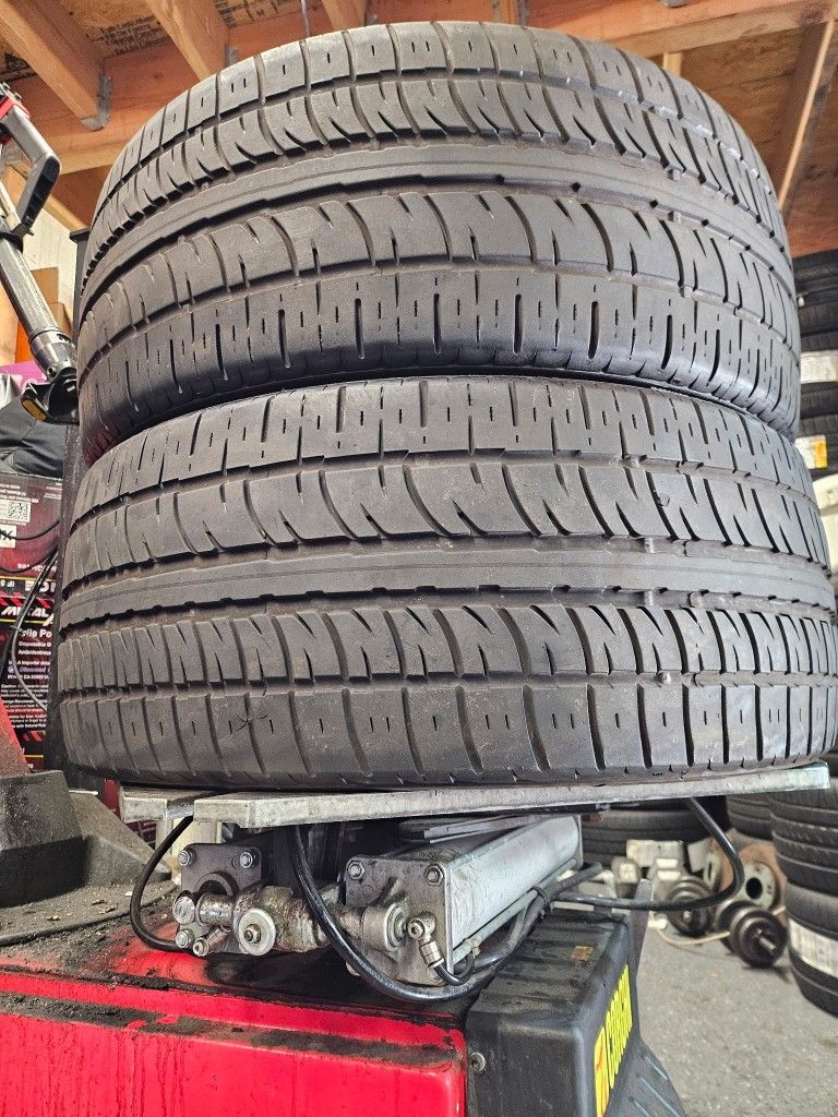 265-35-22:2 Pirelli Scorpion Zero