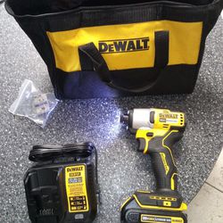 Brand New DeWalt 20v Brushless Impact With Batterie/Charger/Carrying Bag