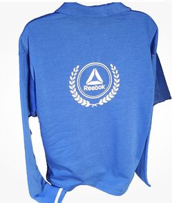 Reebok Womans New with tags Blue Longsleeve Shirt Size XSmall 