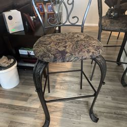Bar Stools For The Kitchen Counter Bar.