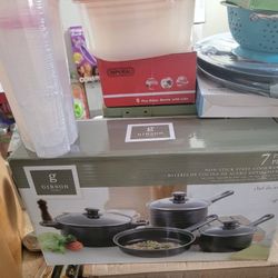 Brand New 7pc Cookware Pots And Pans Singles New Household Items Extra