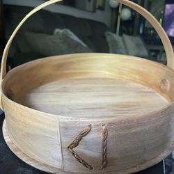 Swedish vintage Bread basket pine /light wood