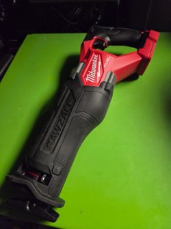 Milwaukee M18 FUEL GEN-2 18V SAWZALL
