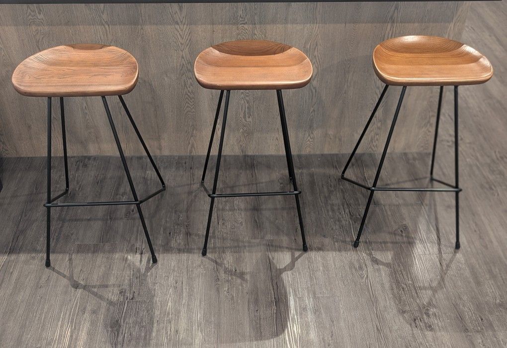 Dawn Bar Stools
