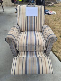 Recliner Chair