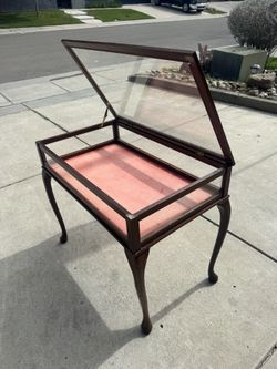 Beautiful Vintage Display Cabinet