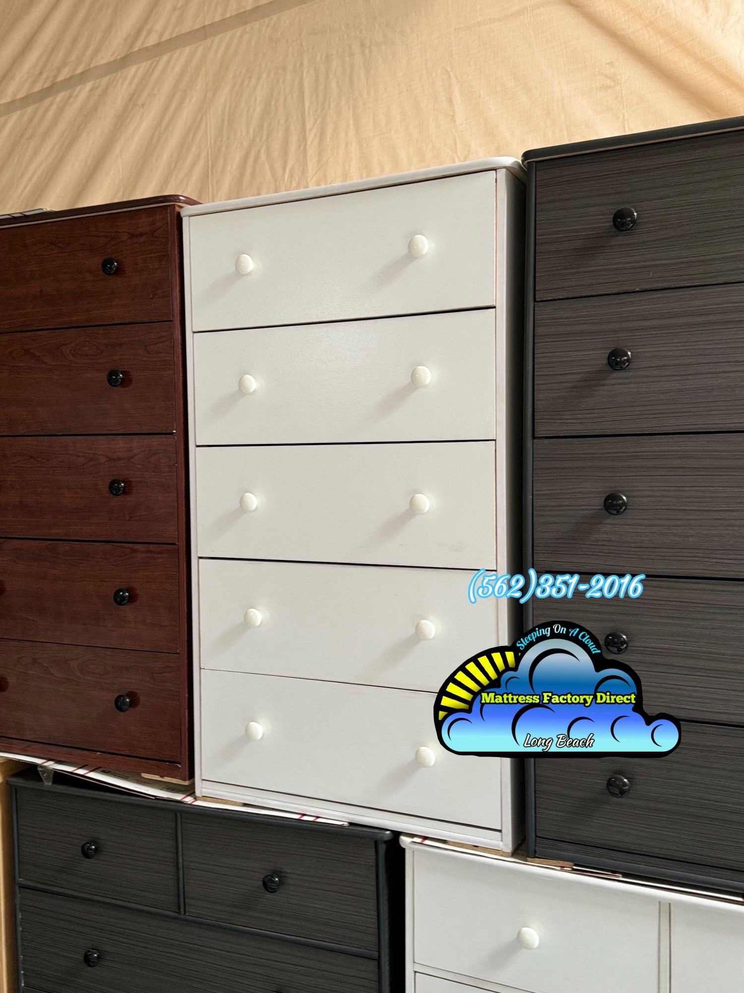 White 2 Knob Jumbo Dresser White Knobs Bonito
