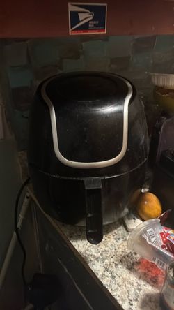 Black Air Fryer with Pull-Out Basket