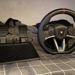 Xbox Steering wheel and paddles 