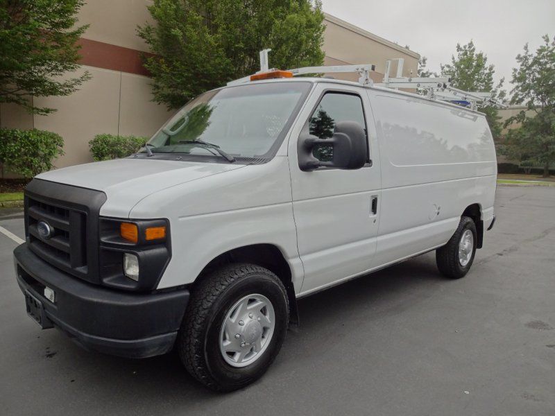2009 Ford Econoline Cargo Van