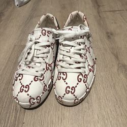 Gucci Imprint Logo Sneakers