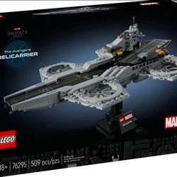 LEGO Marvel The Avengers Helicarrier Building Set