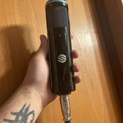 Sterling Microphone ST151