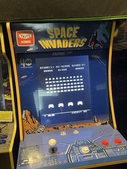 Space Invaders Arcade Machine