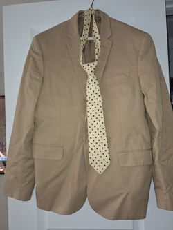 Mens Suit with tie