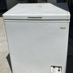 Magic Chef Chest Freezer 