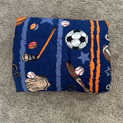 Sport teen quilt Football Soccer Baseball Print 