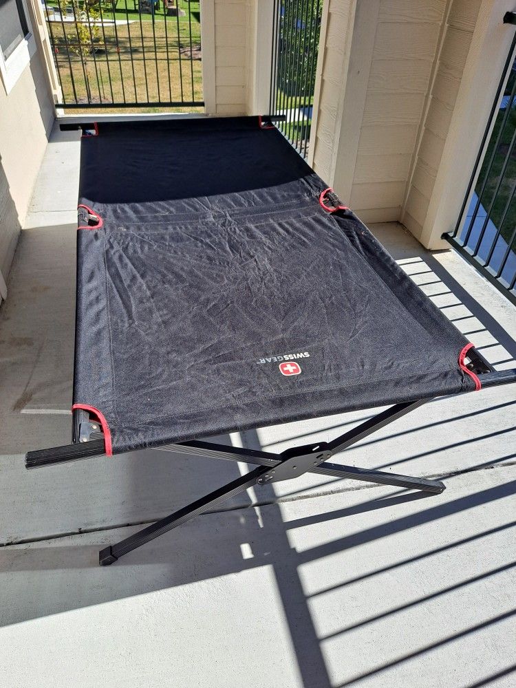 Folding Camping Cot Swiss Gear