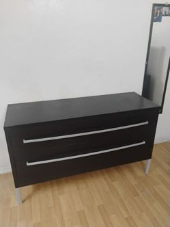 Two drawer closet