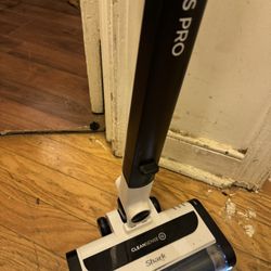 Folding Cordless Vacuum 
