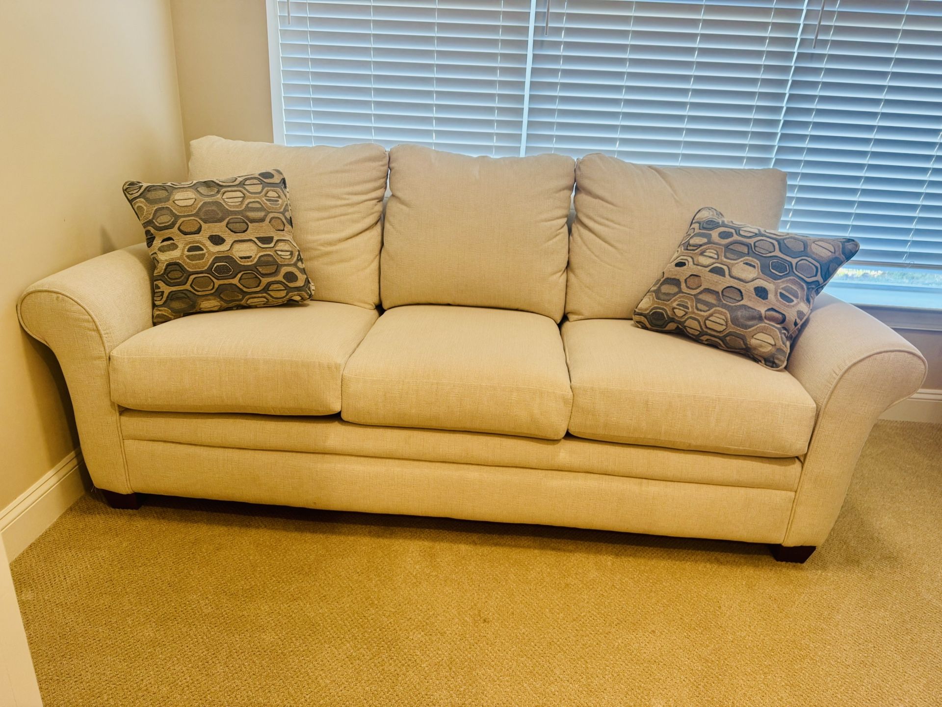 La-Z Boy Couch - Like New $300