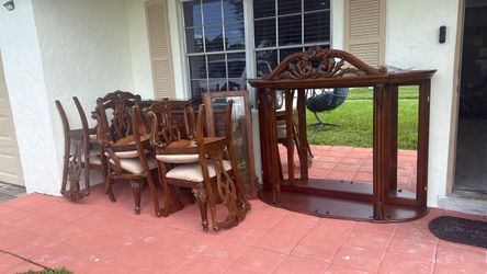 FREE Dining Room Set – Pickup Only