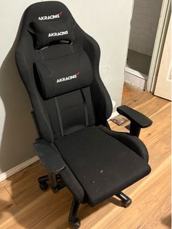 Heavy metal gaming chair