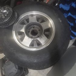 235/75/15 Chevy Silverado