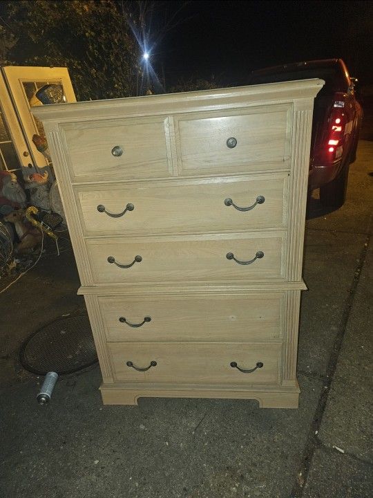 Price Is Firm.. Beautiful Dresser Dress