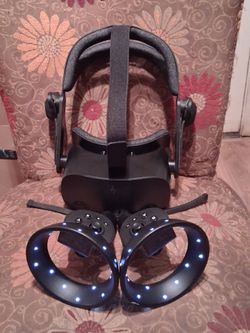 HP Reverb VR Headset with Motion Controllers