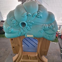 Kids Play Outdoor House (Make Me An Reasonable Offer) 