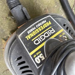 RIDGID 5.0 Peak HP Shop Vac - Works Great!*
