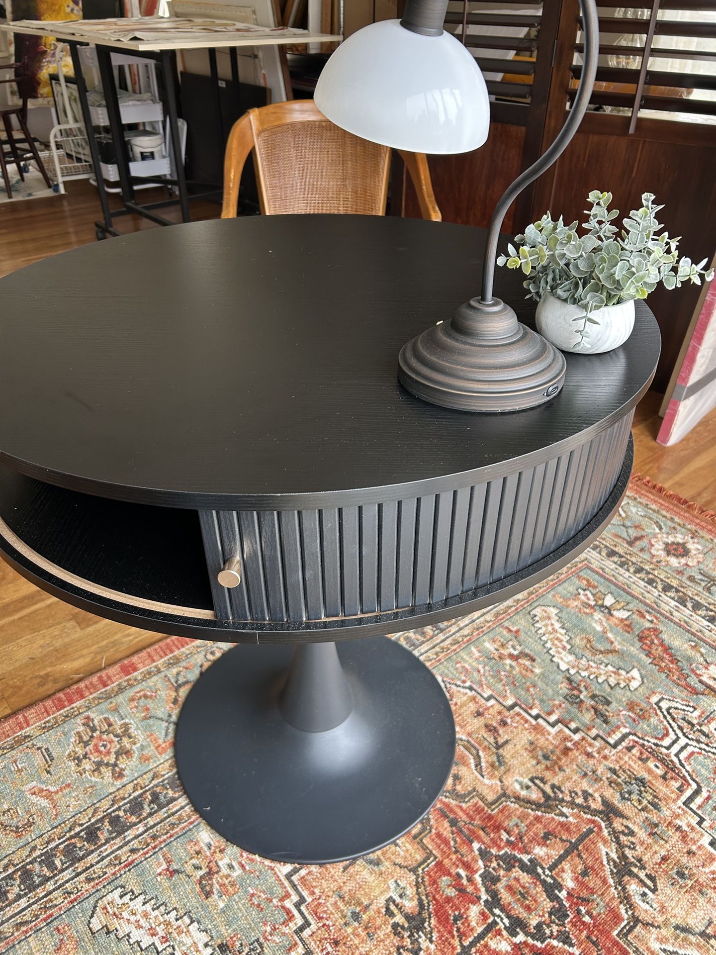 Table For Entrance Or Dining 