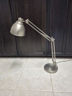 Dest Adjustable Light