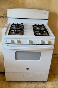 Gas stove and oven (pickup only )