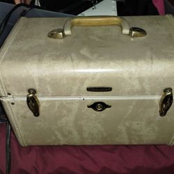 Samsonite Luggage Box With Latches w/o Key