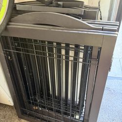 Wood Dog Pen 
