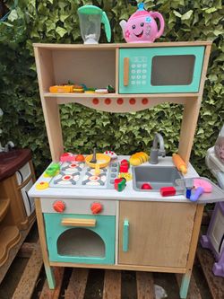 Play Kitchen
