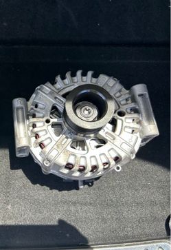new alternator mercedes 2015 GLA 250 + diff yrs/models OM651 4x2 norm $500-$1000