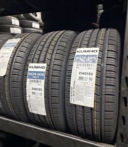 225/55R17 Kumho Ta11  Set Of 4 New Tires