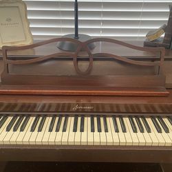 FREE  Baldwin Acrosonic Piano. Great Condition  Amazing Sound!